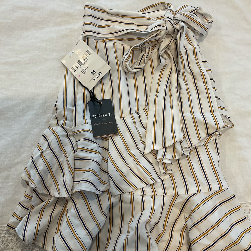 Ruffle skirt Forever 21 size M - Picture 1 of 2